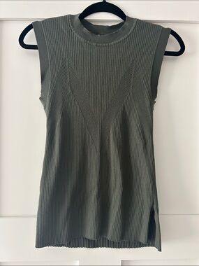 LOFT Versa Sleeveless Ribbed Knit Top in Olive
